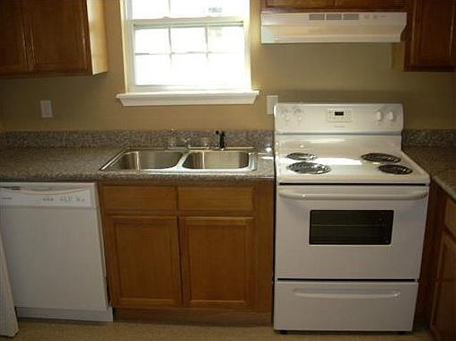 5th image of 3018 2nd St