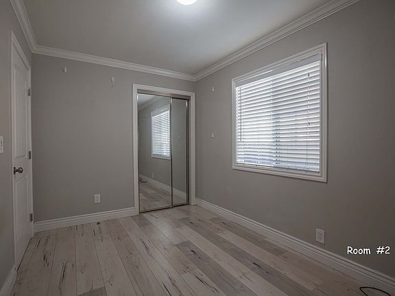 5th image of 1613 E San Antonio St #2