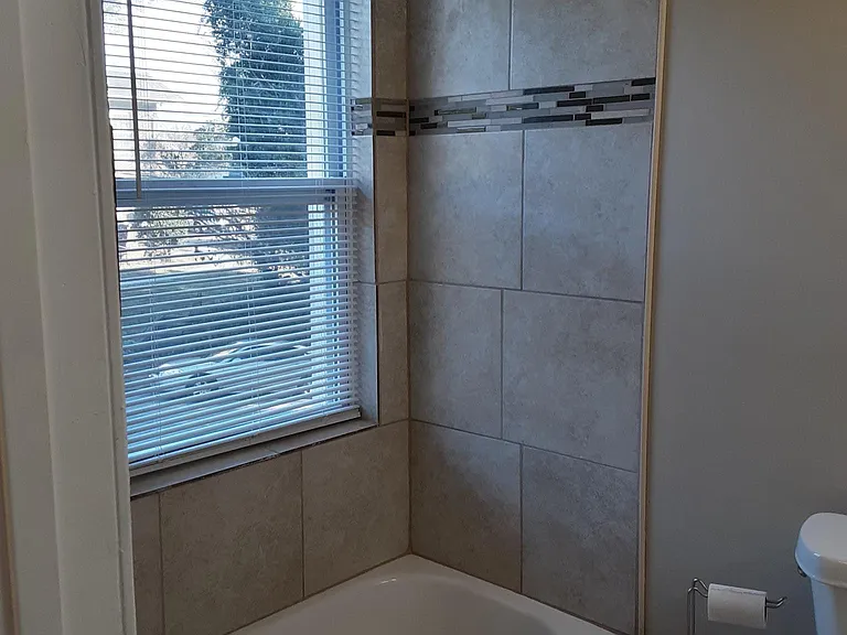 1549 Olympian Cir SW #2 — Photo 6