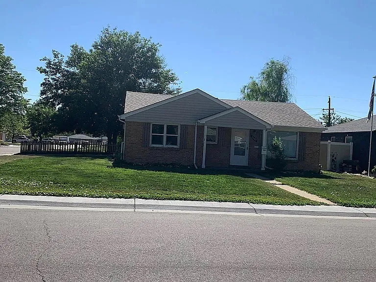 5540 Dudley Ct — Photo 20