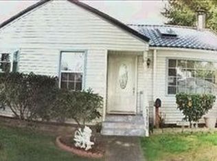 13810 2nd Ave SW, Burien, WA 98166