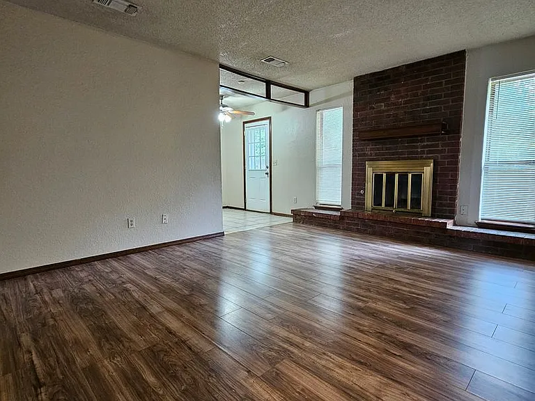 3413 Pathway Cir — Photo 3