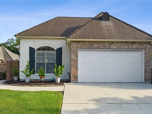 261 Lourdes Ln, Covington, LA 70435