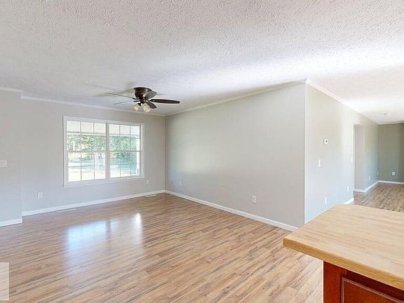 5th image of 334 Beechnut Rd