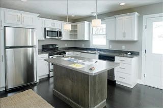 5th image of 510 Marketplace Blvd