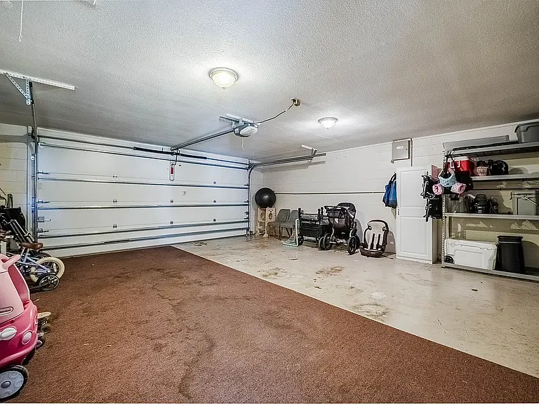 5905 Whispering Pines Rd — Photo 52