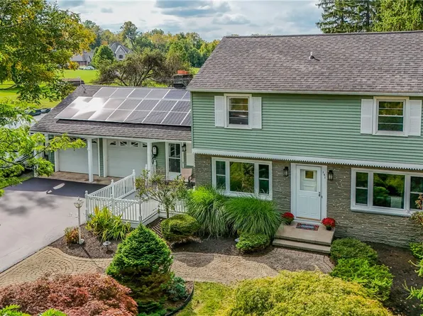 151 Salt Rd, Webster, NY 14580