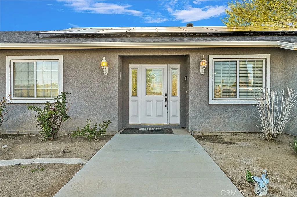44329 Sancroft Ave — Photo 2