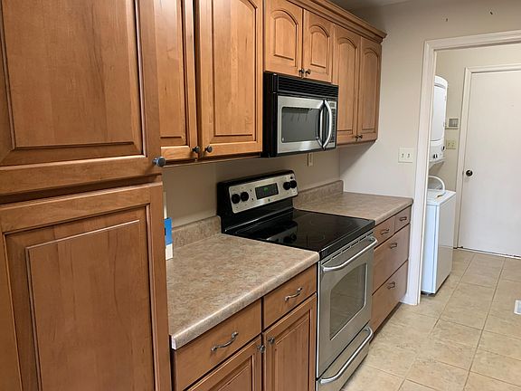 3rd image of 16227 Lea Oak Dr
