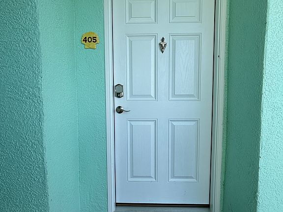 2nd image of 8407 Placida Rd Unit 405