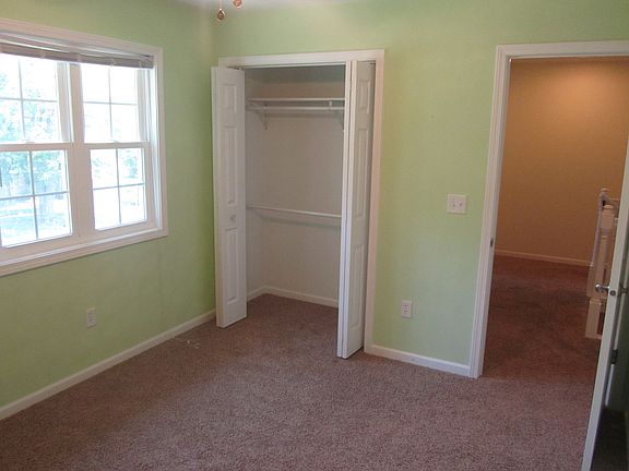 4th image of 501 W Clay St