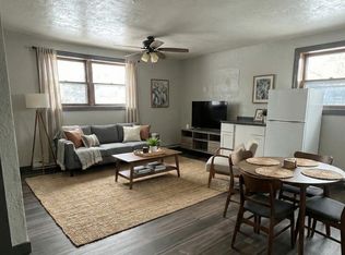 709 W 3rd St #1, Waterloo, IA 50701