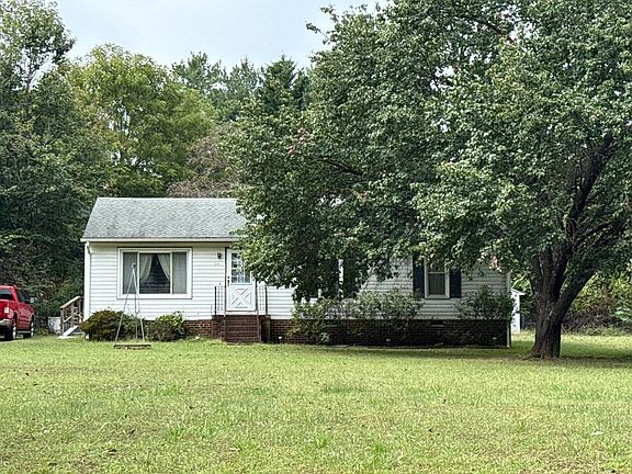 2nd image of 135 Rainwater Dr