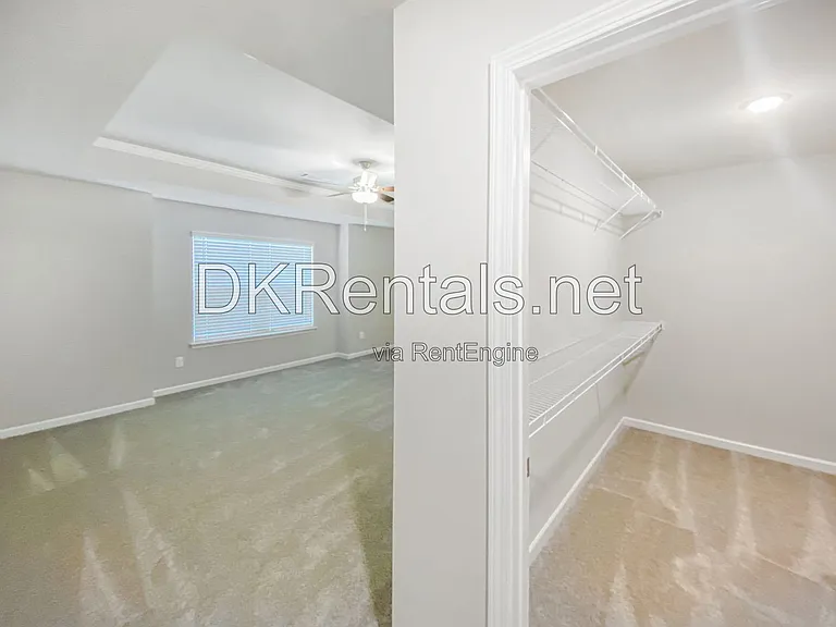 1466 Fern Ridge Ln #8 — Photo 11