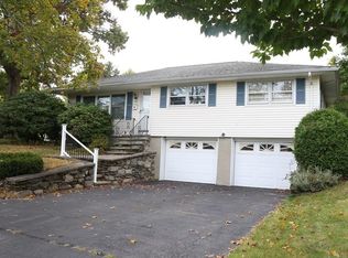 56 Thornton Rd, Worcester, MA 01606