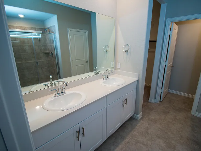 3320 Kingsdown Dr — Photo 24