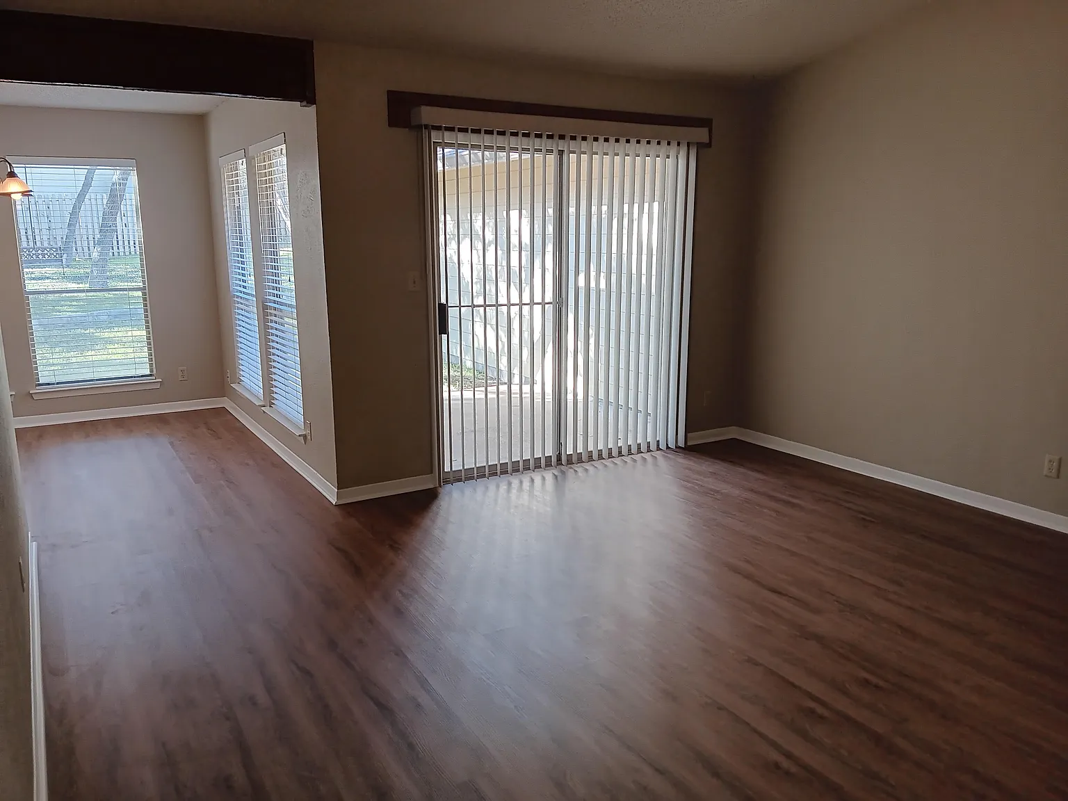 2 bed, 1175 sqft, $1,675 — Photo 3