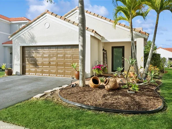 1296 Alexander Bnd, Weston, FL 33327