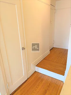 Rented by Highline Residential | media 39