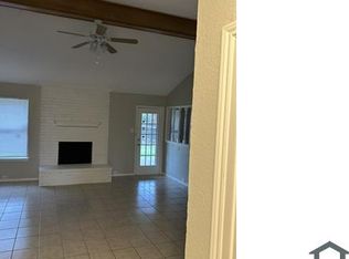 1421 Sunny Glen St, Fort Worth, TX 76134
