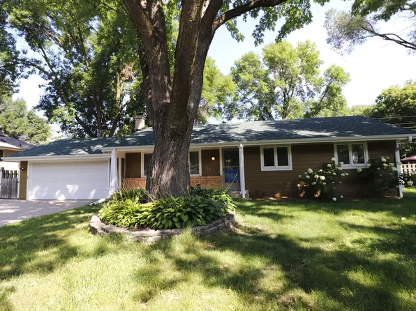 1108 Leisure Ln, Burnsville, MN 55337