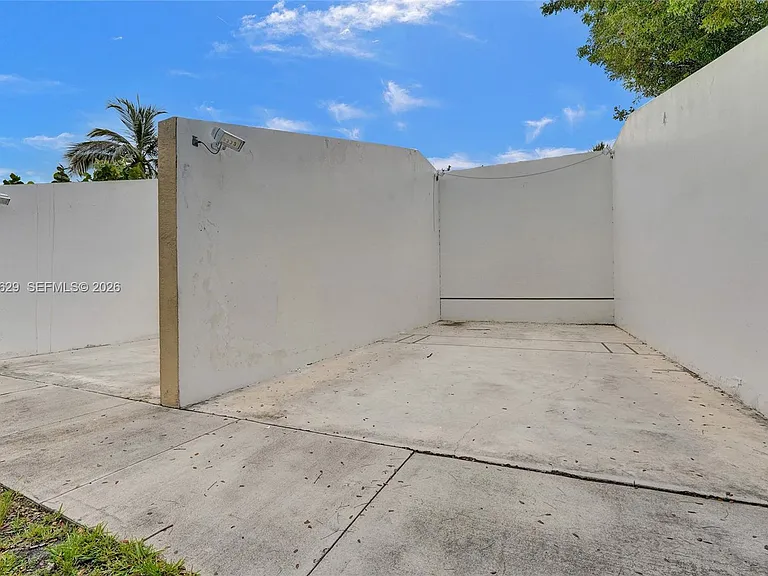 1958 NW 171st Ave — Photo 119