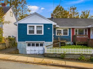29 Cairo St, St. John's, NL A1C4X2