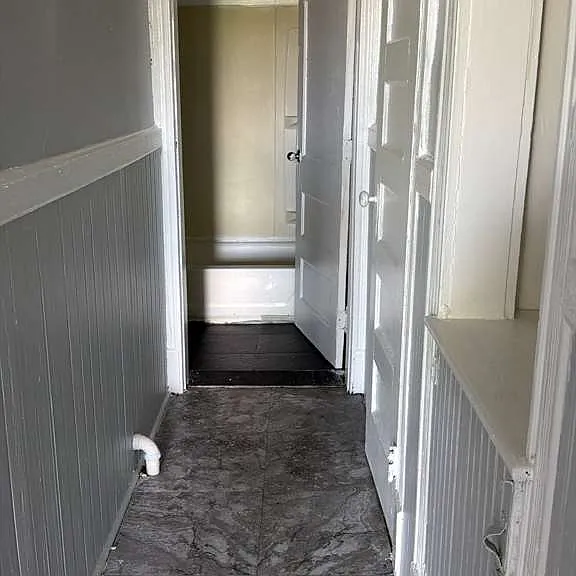 48-50 Mitchell Ave #16 — Photo 7