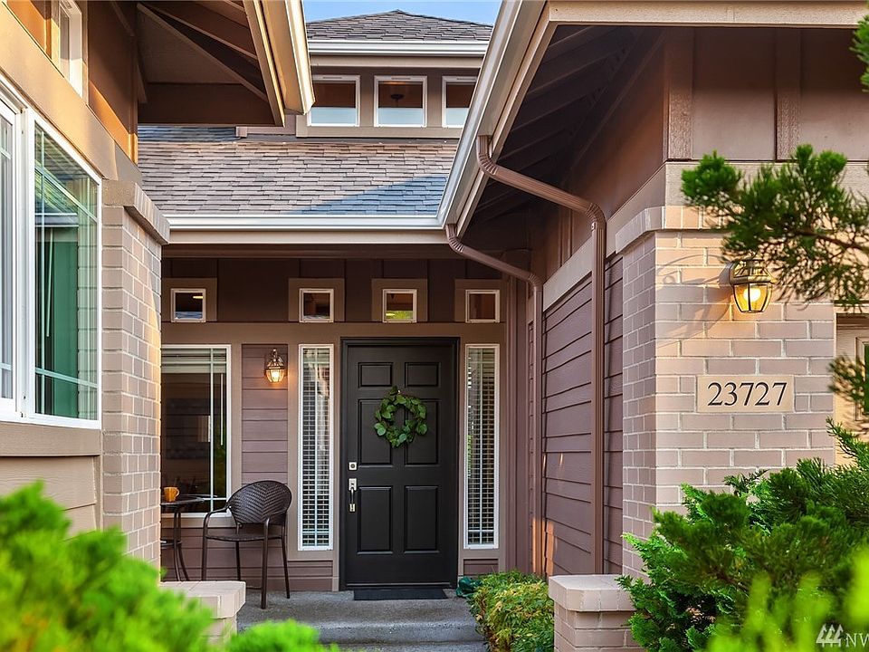 1st image of 23727 NE 134th Pl