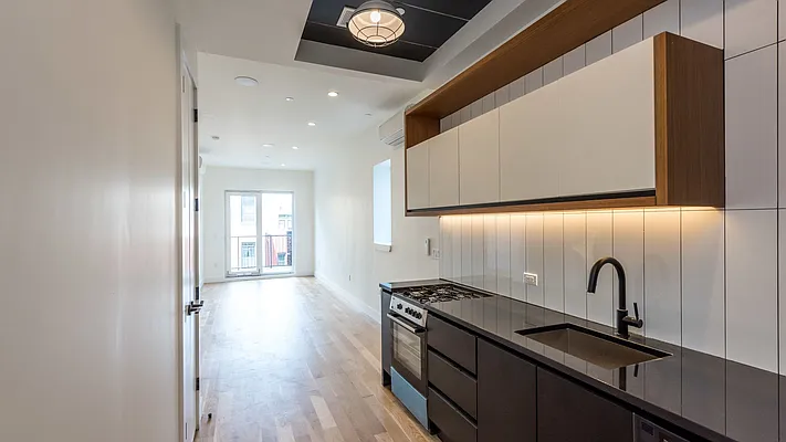 Rented by Nooklyn NYC LLC | media 67