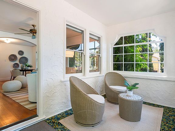 3rd image of 1160 Carr Avenue