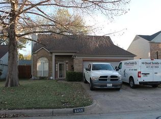 2513 Creekwood Ln, Fort Worth, TX 76123