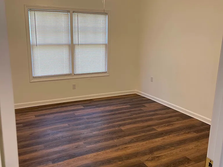 532 W Gordon Ave — Photo 9