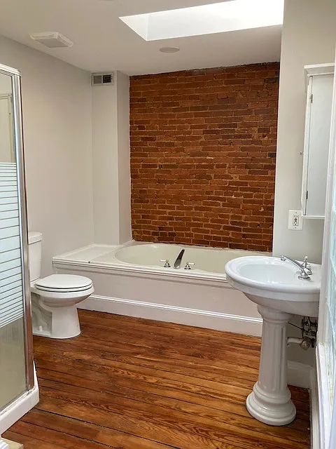 1 bed, 1685 sqft, $1,025 — Photo 4