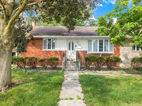 17606 N Burnham Ave, Lansing, IL 60438