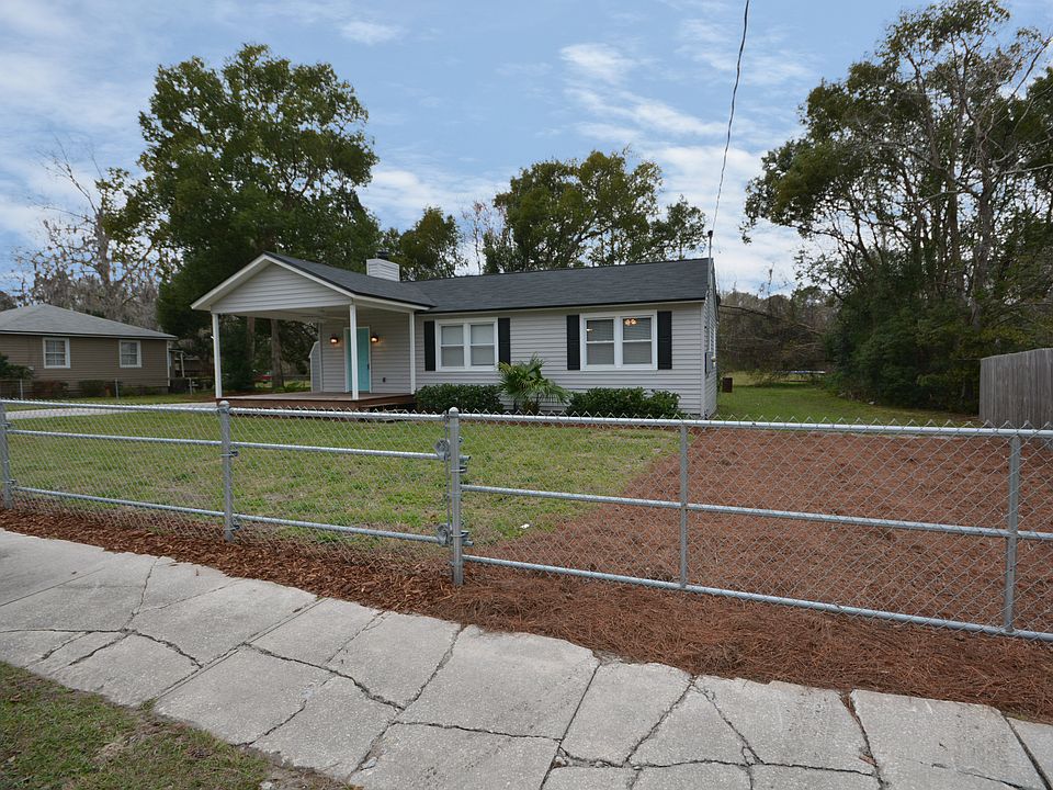 1st image of 2448 Forest Blvd