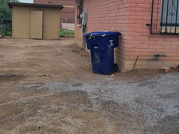 2nd image of 1650 W Riverview Blvd