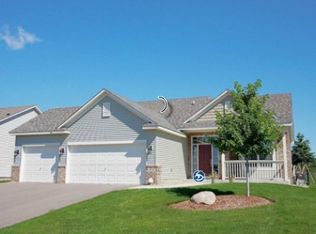 876 Forest Edge Dr, Jordan, MN 55352
