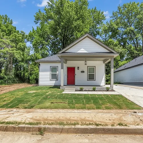 1370 Dow Pl Photo 1