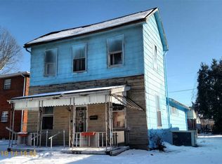 916 Center St, Ironton, OH 45638