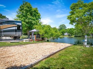 2 Mountain Meadows Dr, Morganton, GA 30560