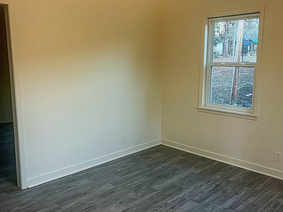 2nd image of 1192 Williams Cir