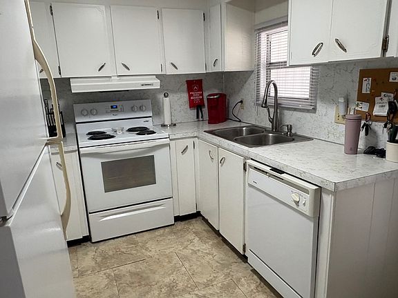 4th image of 24 Turtle Rd