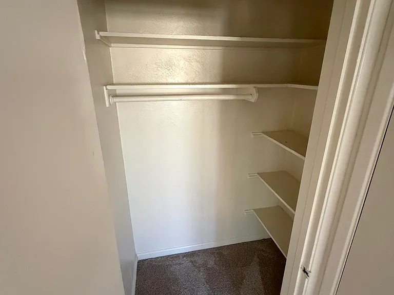 273 Macarthur Blvd #207 — Photo 10
