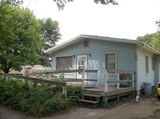 108 Corn St, Emden, IL 62635
