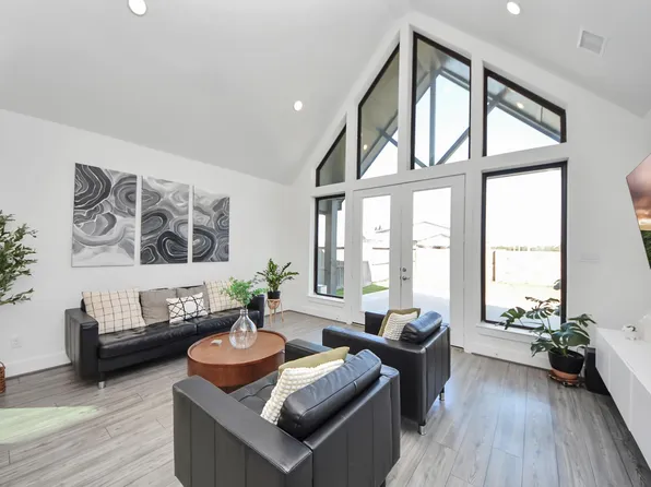 4111 Crossfind Ct, Fulshear, TX 77441