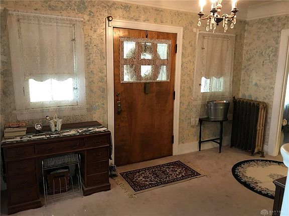 5th image of 37 Otterbein Ave