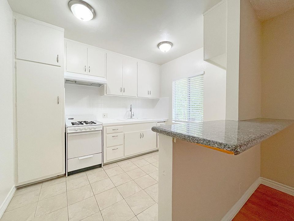 Montrose, 3104 - 3104 Montrose Ave La Crescenta CA | Zillow