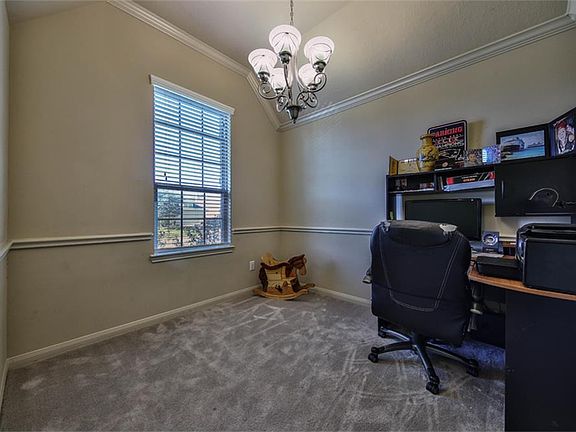 5th image of 5931 Wildbriar Ln