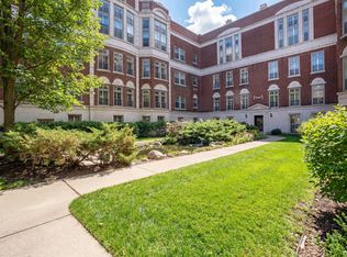 488 Sheridan Rd APT 2, Evanston, IL
